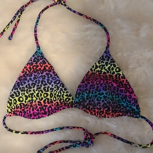 Victoria's Secret Bikini - Picture 3 of 7